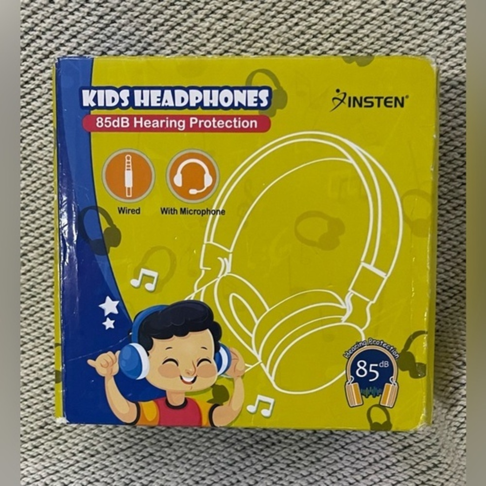 Insten - Pink Over-Ear Headphones with cushion- Size: Kids